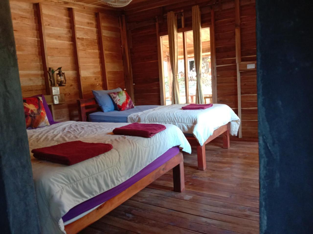 Mada Lanta Mai Keaw Hotel Koh Lanta Exterior photo