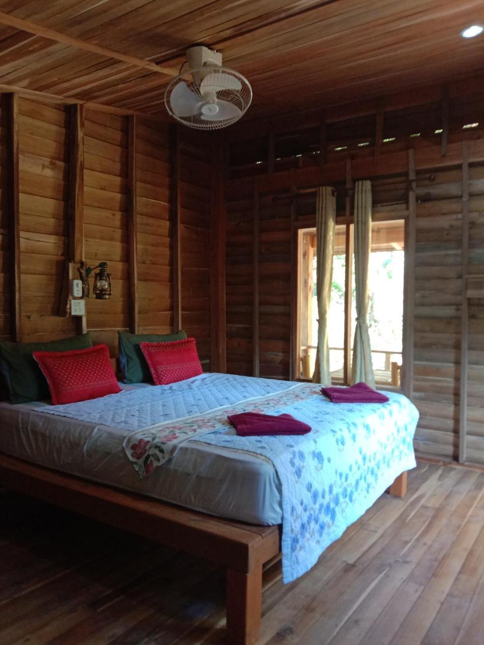 Mada Lanta Mai Keaw Hotel Koh Lanta Exterior photo