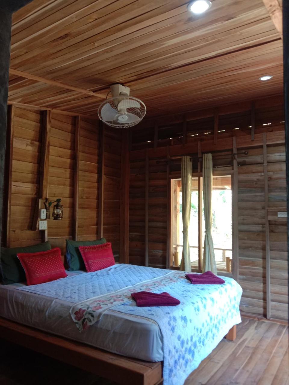 Mada Lanta Mai Keaw Hotel Koh Lanta Exterior photo